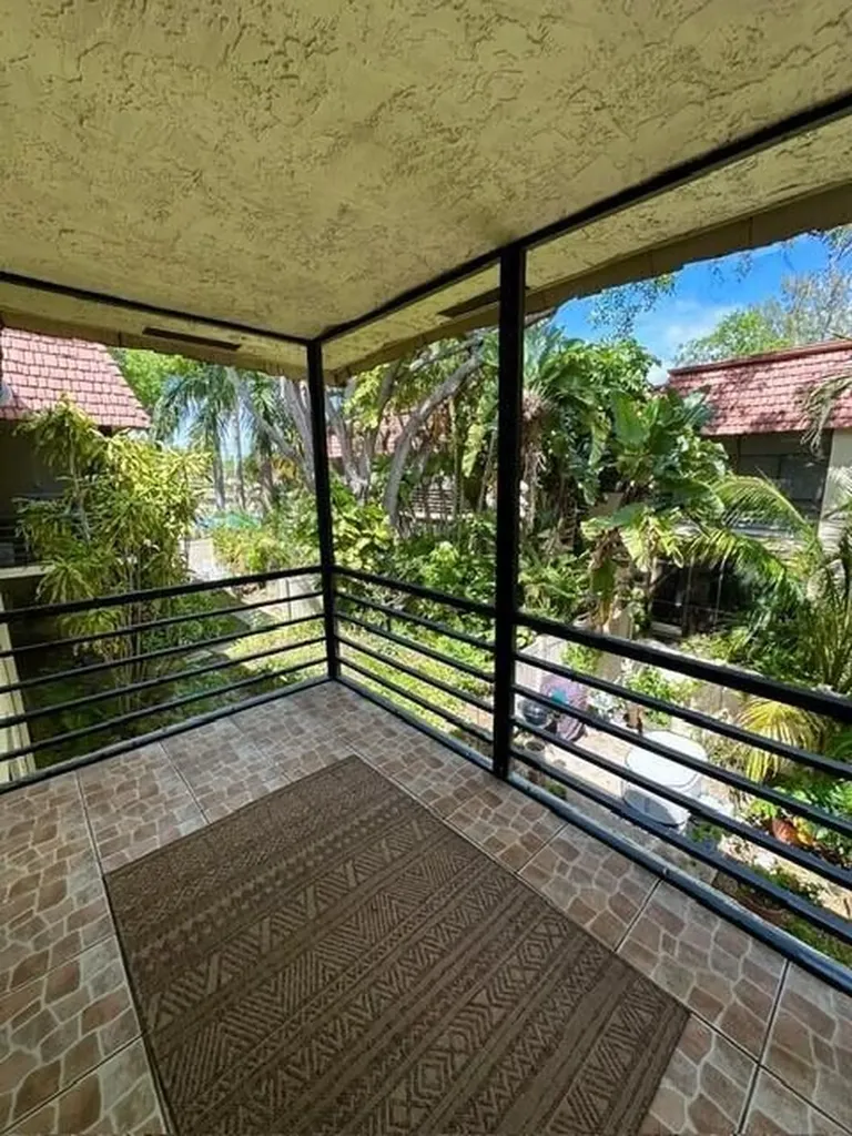 132 S Cypress Road Pompano Beach FL 33060