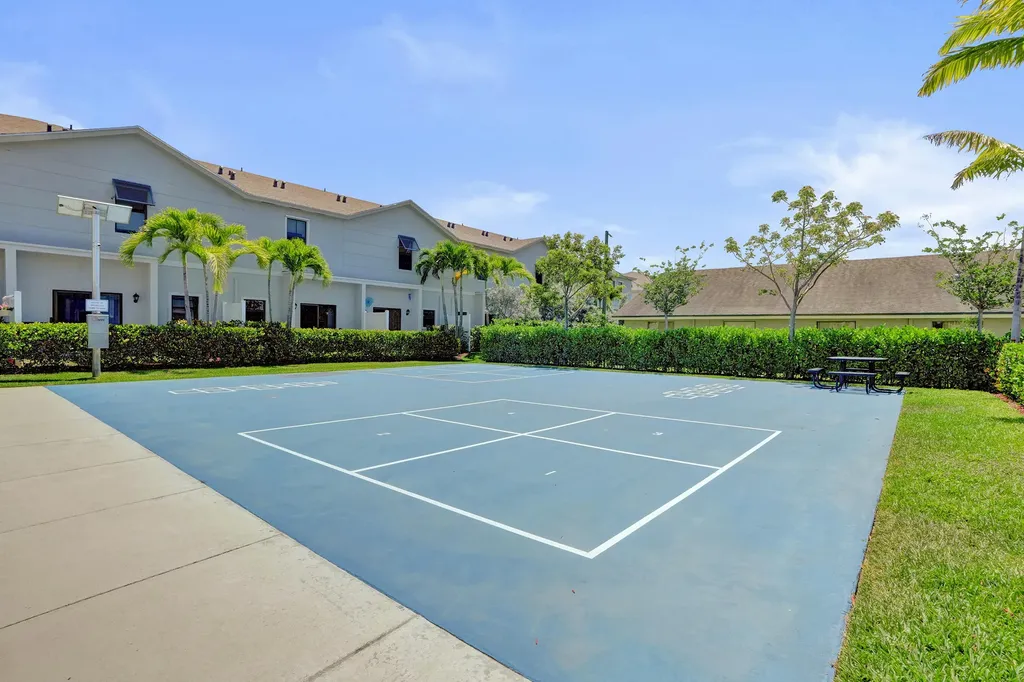 975 NW 3rd Terrace Pompano Beach FL 33060