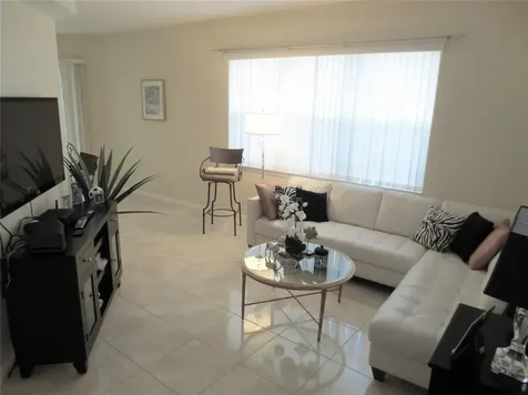 1900 Oceanwalk Lane Lauderdale By The Sea FL 33062