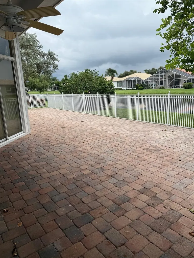 12039 Oakvista Drive Boynton Beach FL 33437