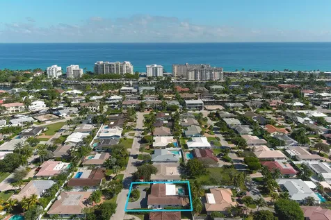 2740 NE 40th Court Lighthouse Point FL 33064