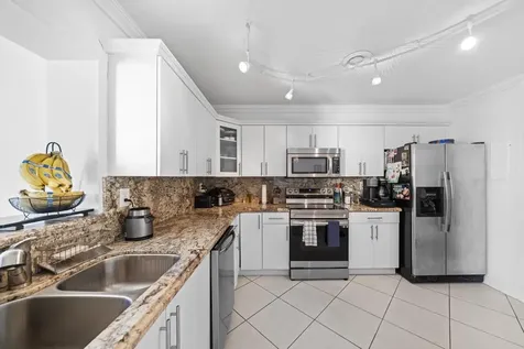 8745 SW 137th Avenue Miami FL 33183