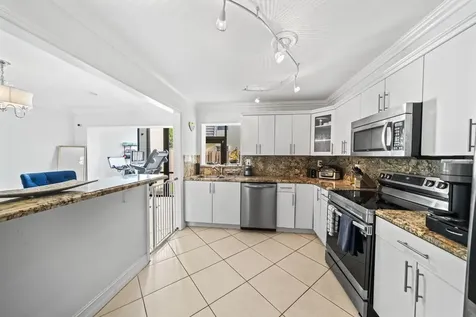 8745 SW 137th Avenue Miami FL 33183