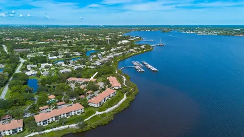 2516 NW Seagrass Drive Palm City FL 34990