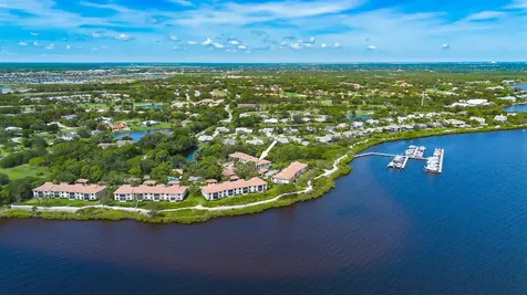 2516 NW Seagrass Drive Palm City FL 34990