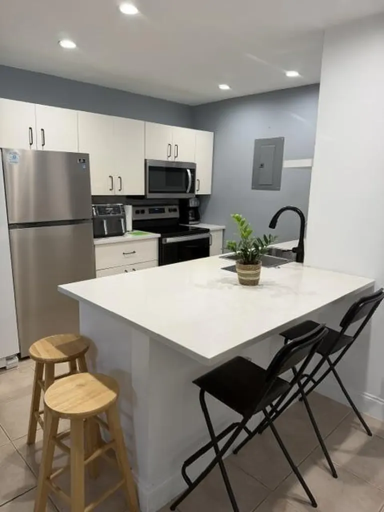 4357 NW 6 Avenue Deerfield Beach FL 33064