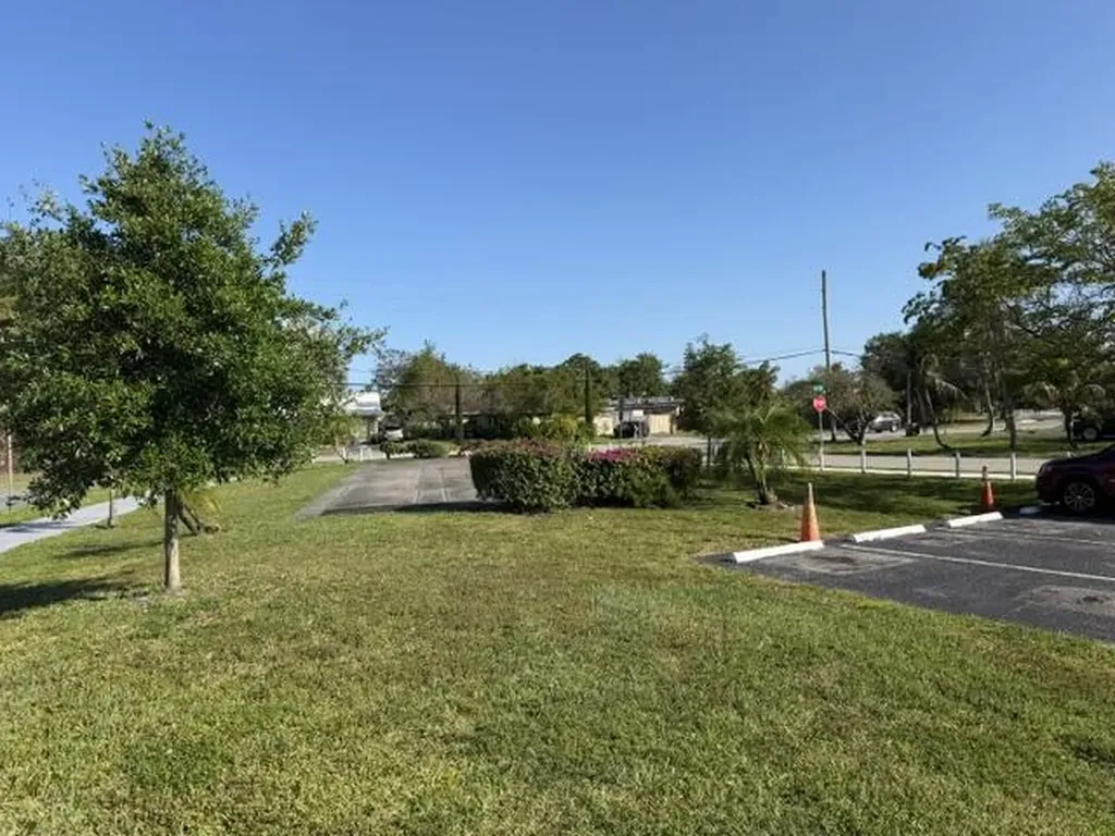 4357 NW 6 Avenue Deerfield Beach FL 33064