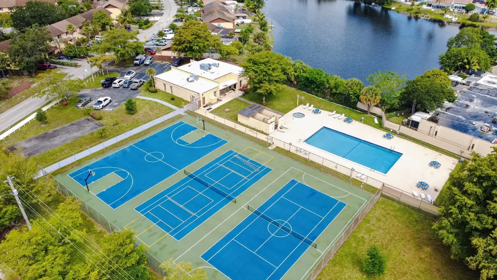 4357 NW 6 Avenue Deerfield Beach FL 33064