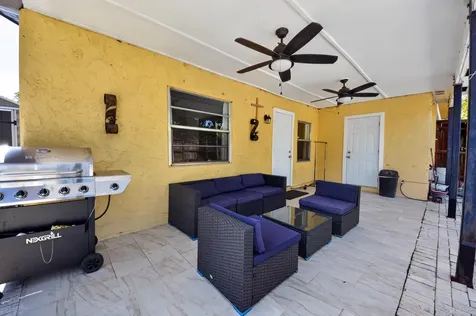 4357 NW 6 Avenue Deerfield Beach FL 33064