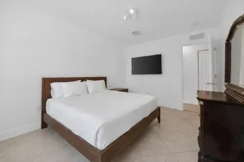 4357 NW 6 Avenue Deerfield Beach FL 33064