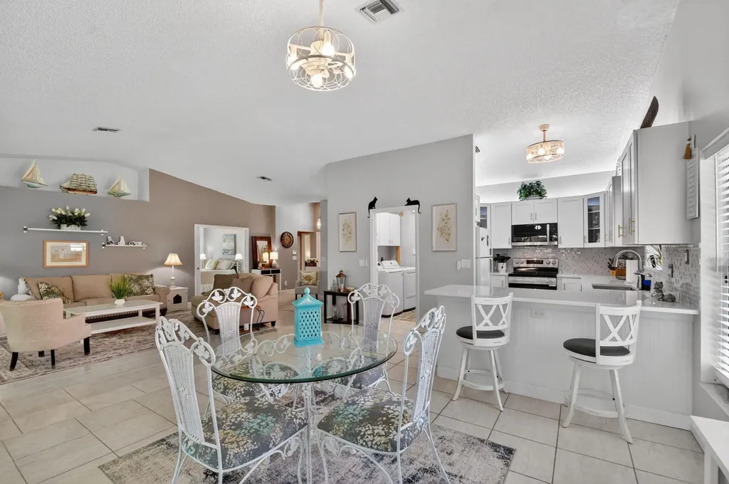 4810 Catamaran Circle Boynton Beach FL 33436