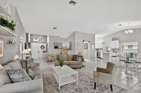 4810 Catamaran Circle Boynton Beach FL 33436