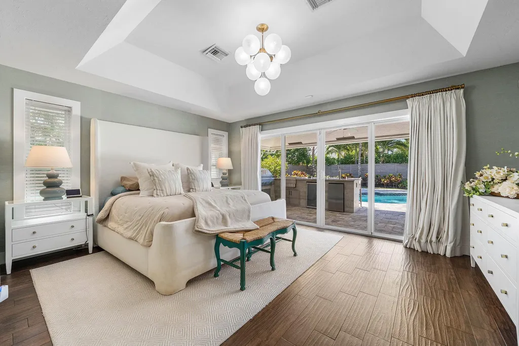 916 SW 37th Court Boynton Beach FL 33435