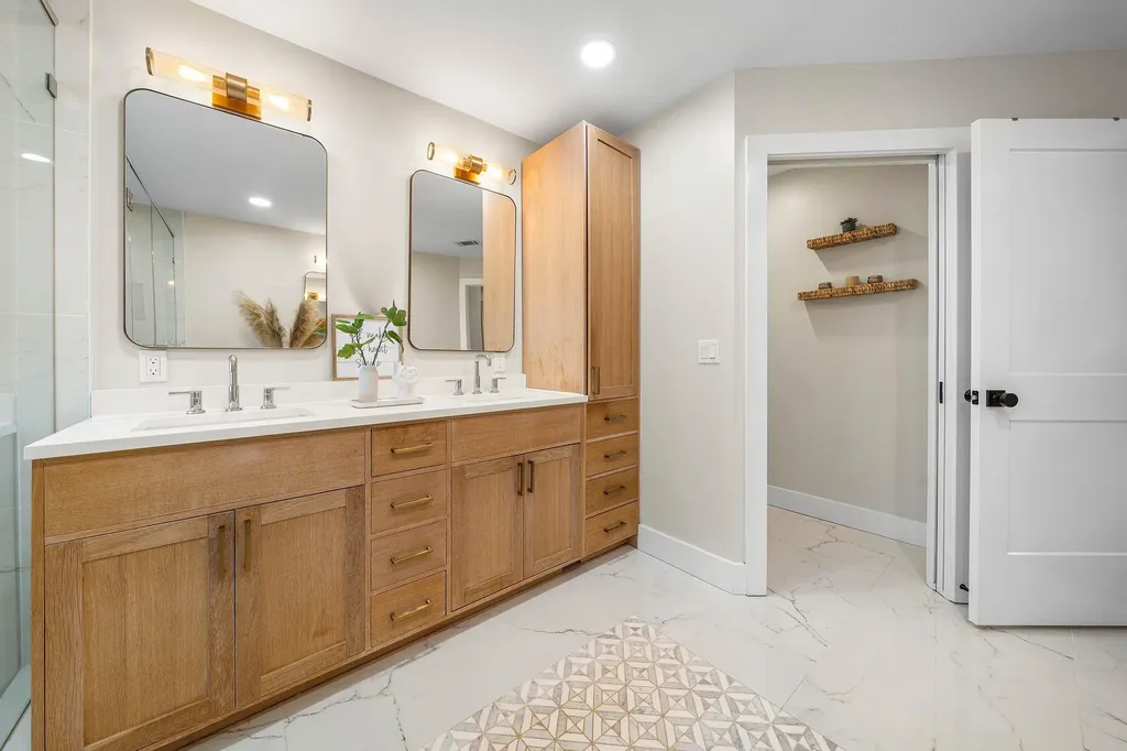 916 SW 37th Court Boynton Beach FL 33435