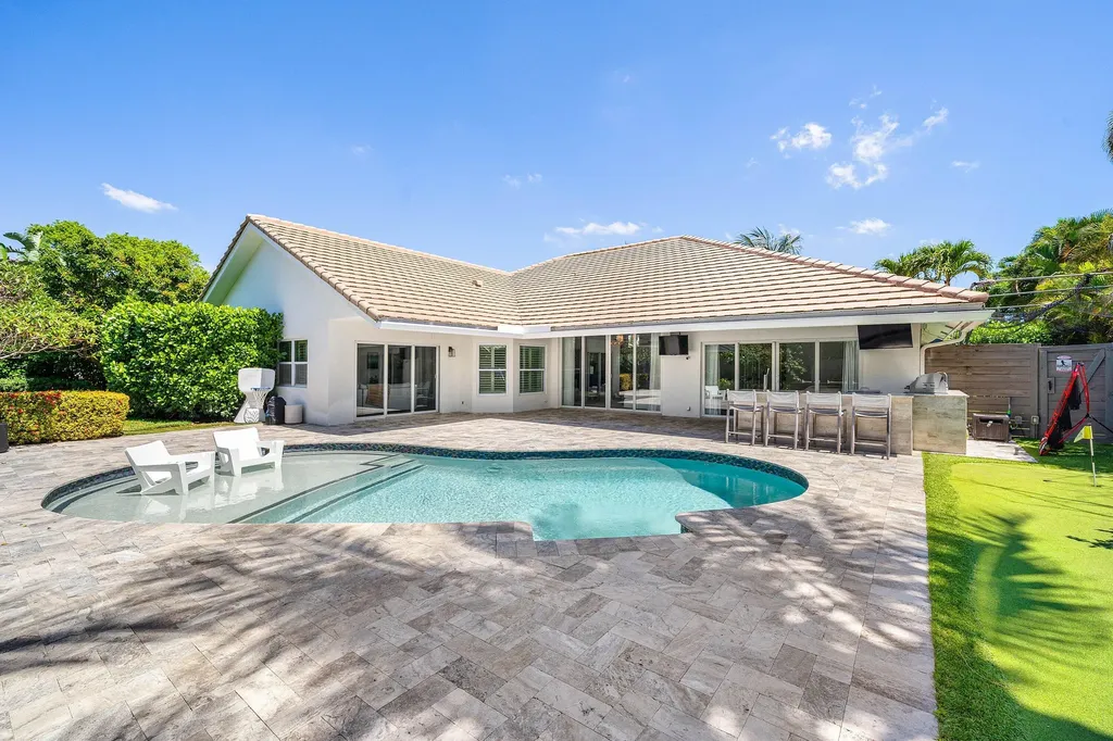 916 SW 37th Court Boynton Beach FL 33435
