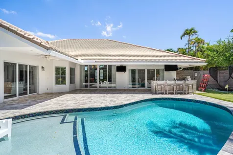 916 SW 37th Court Boynton Beach FL 33435