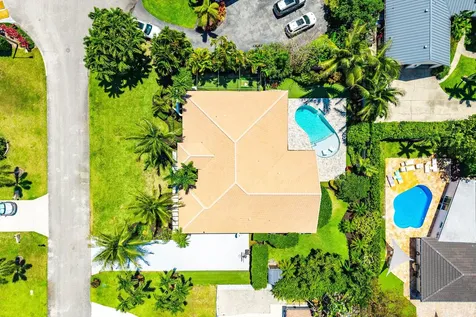 916 SW 37th Court Boynton Beach FL 33435