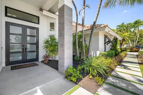 916 SW 37th Court Boynton Beach FL 33435