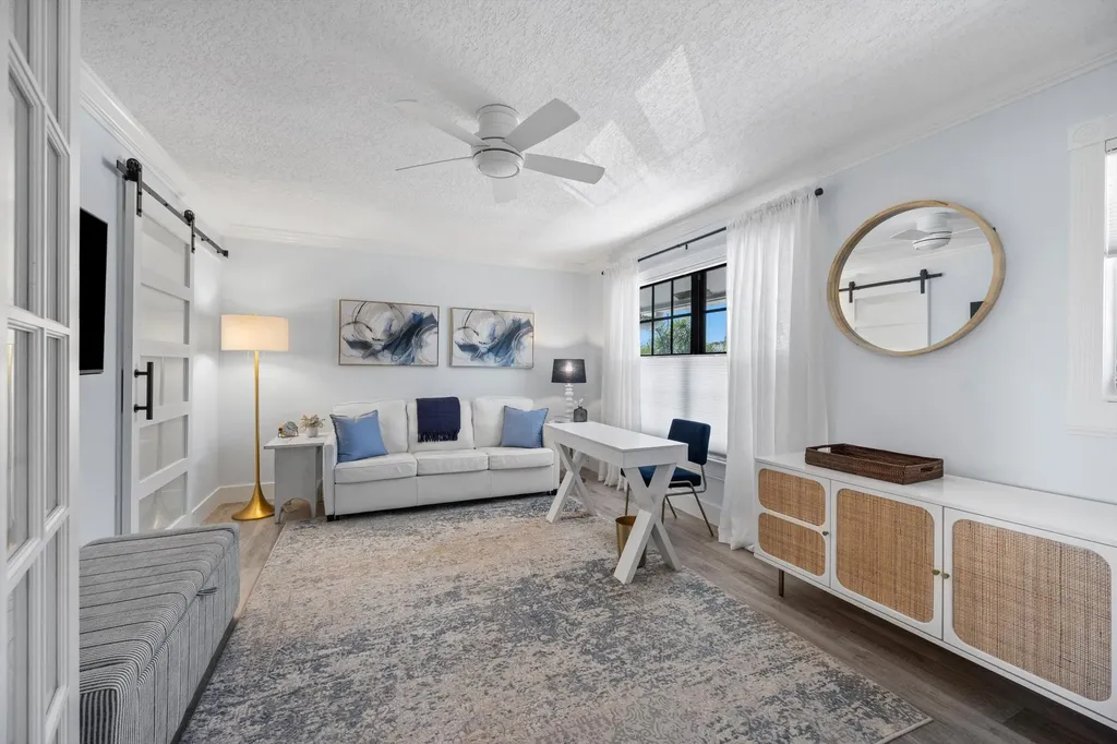 743 NE 12th Terrace Boynton Beach FL 33435