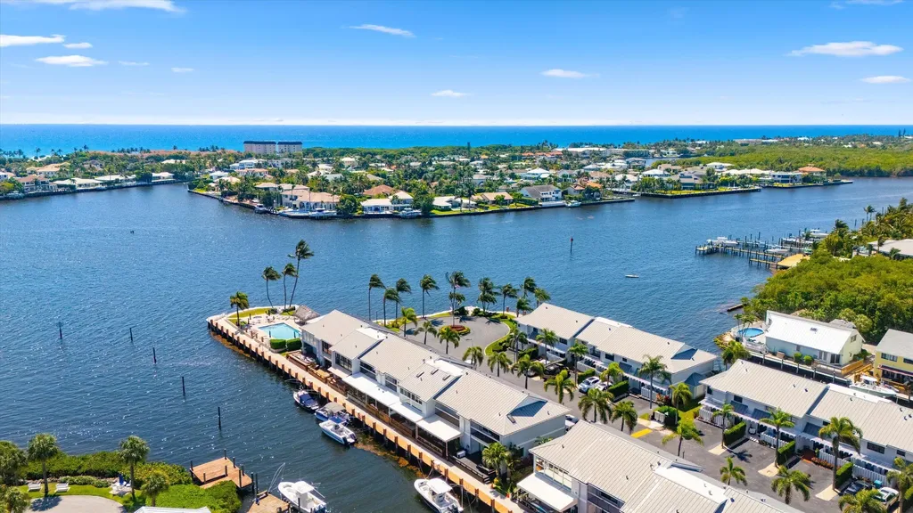 743 NE 12th Terrace Boynton Beach FL 33435