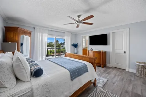 743 NE 12th Terrace Boynton Beach FL 33435
