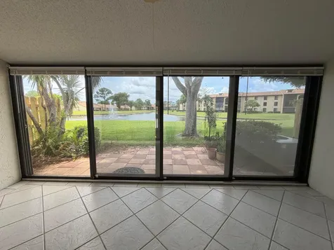 809 Sky Pine Way Greenacres FL 33415