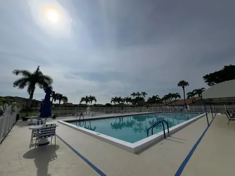 809 Sky Pine Way Greenacres FL 33415