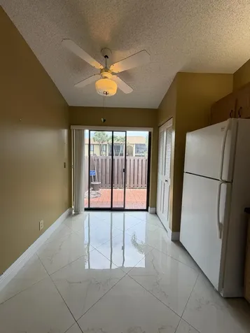 809 Sky Pine Way Greenacres FL 33415