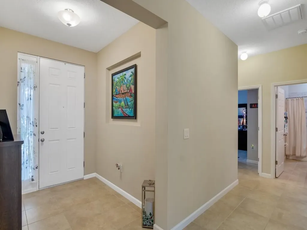1425 Bunker Court Vero Beach FL 32966