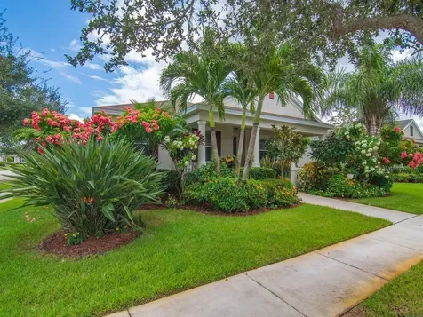 1425 Bunker Court Vero Beach FL 32966