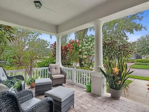 1425 Bunker Court Vero Beach FL 32966