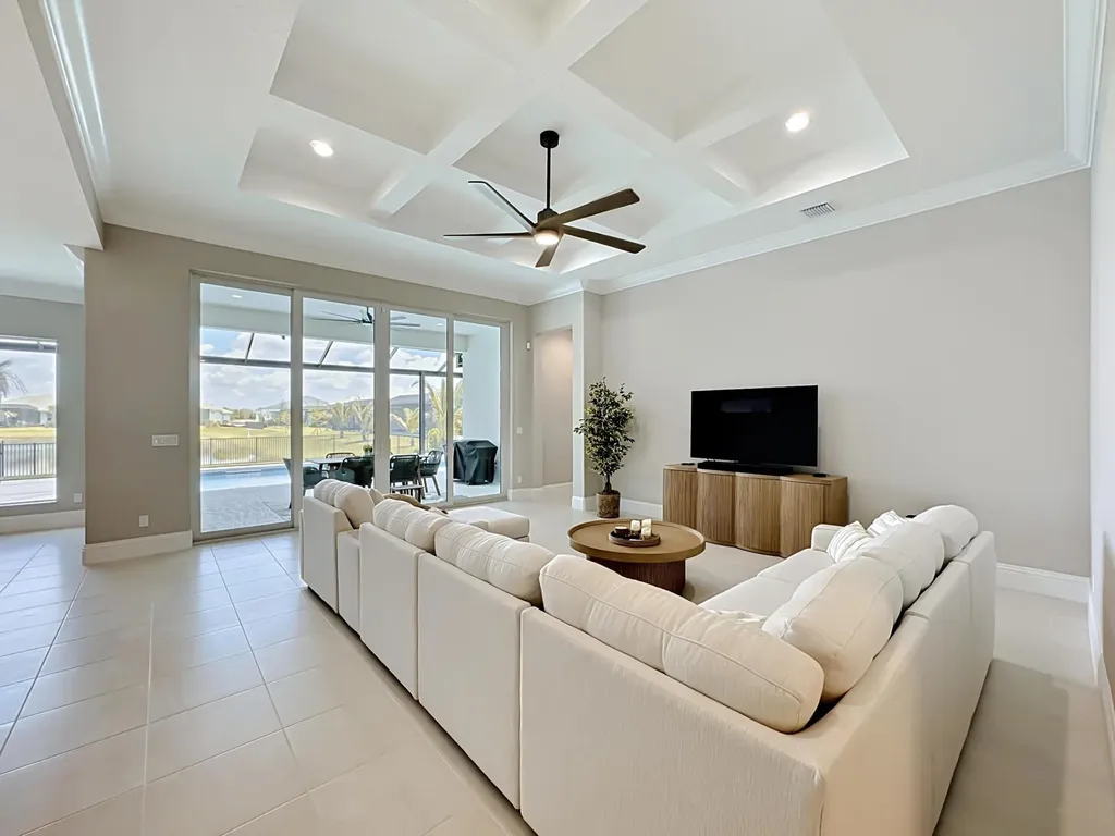 9244 SW Pinnacle Place Port St Lucie FL 34987