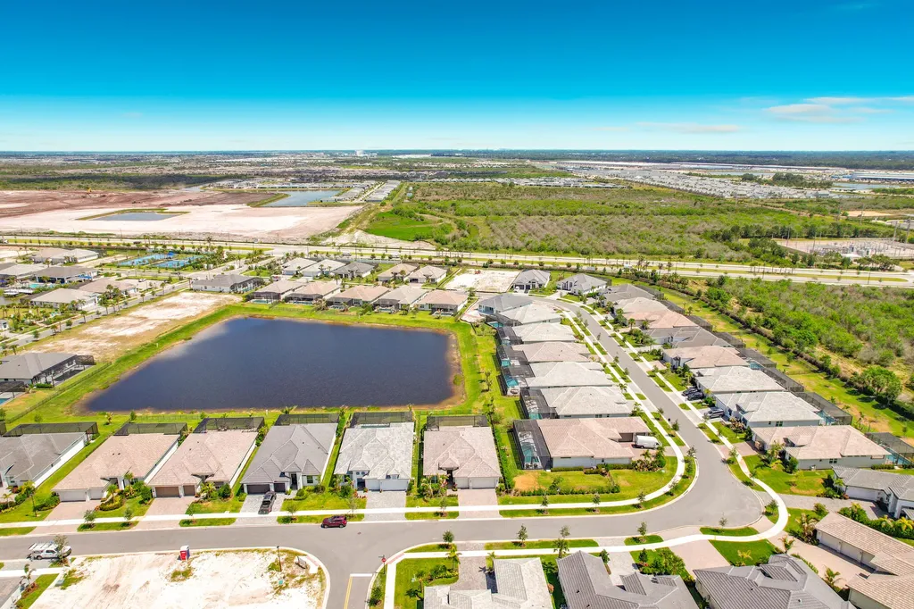 9244 SW Pinnacle Place Port St Lucie FL 34987