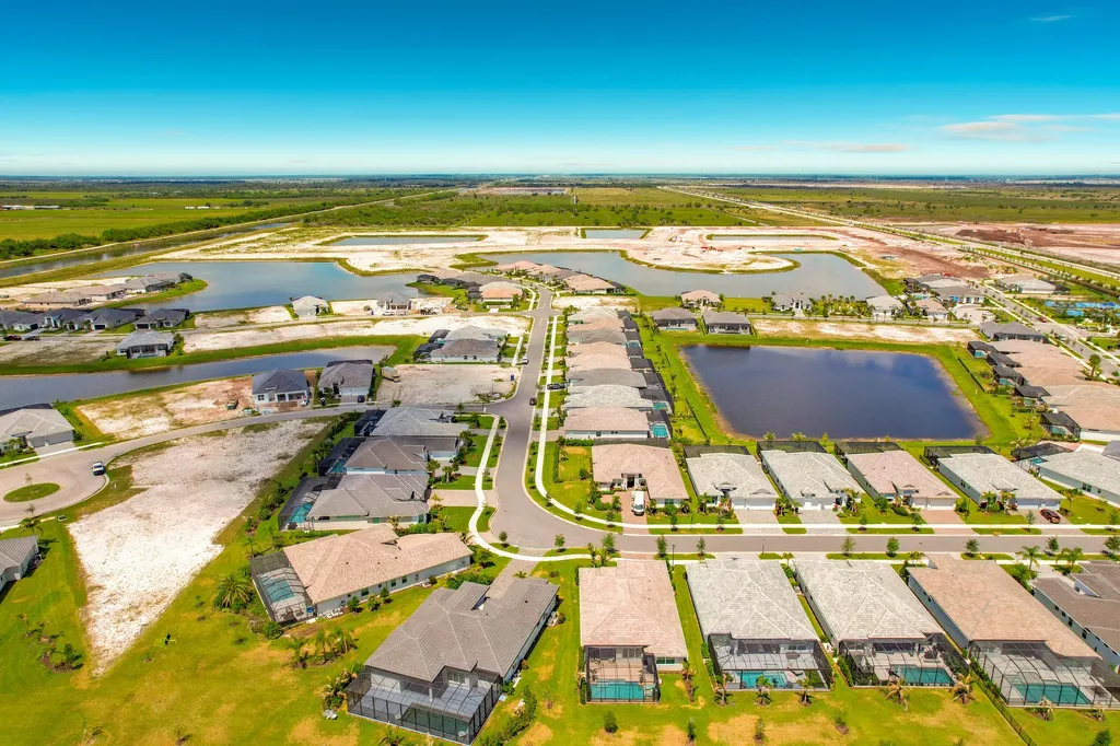 9244 SW Pinnacle Place Port St Lucie FL 34987