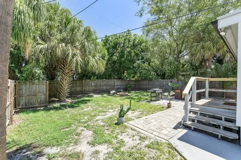 961 32nd Street West Palm Beach FL 33407
