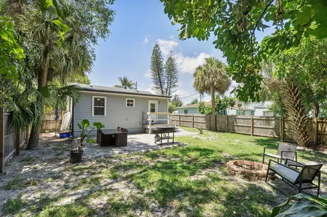 961 32nd Street West Palm Beach FL 33407