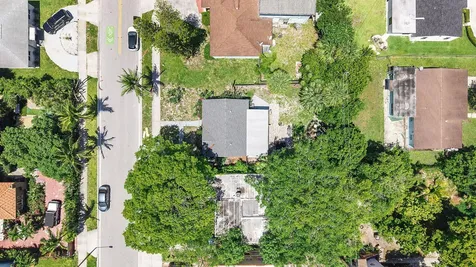 961 32nd Street West Palm Beach FL 33407
