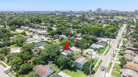 961 32nd Street West Palm Beach FL 33407