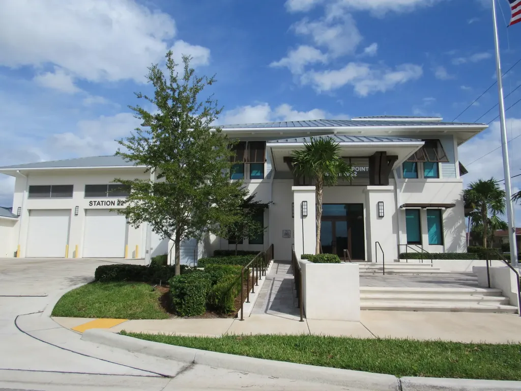 1911 NE 27th Court Lighthouse Point FL 33064