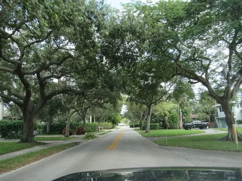 1911 NE 27th Court Lighthouse Point FL 33064