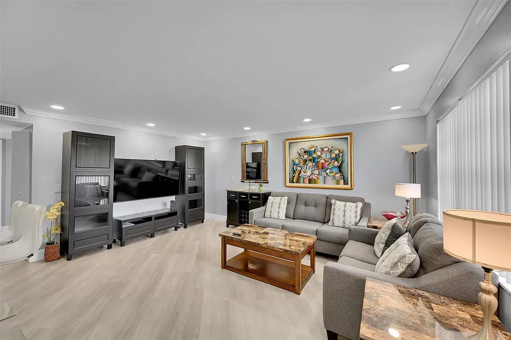964 Normandy Trail Delray Beach FL 33484
