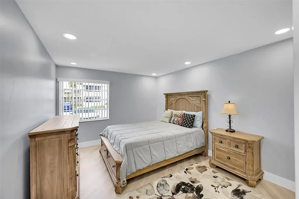 964 Normandy Trail Delray Beach FL 33484