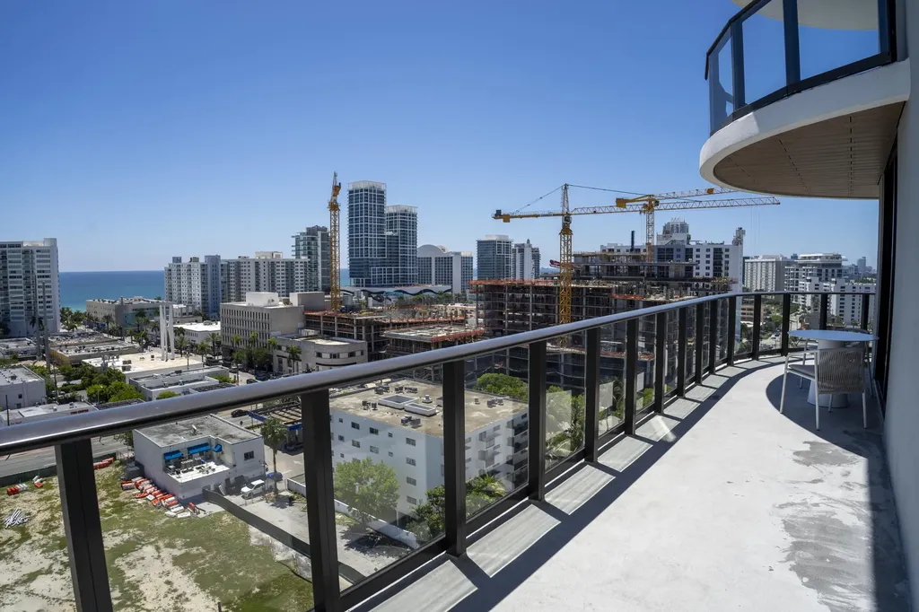 580 72nd Street Miami Beach FL 33141