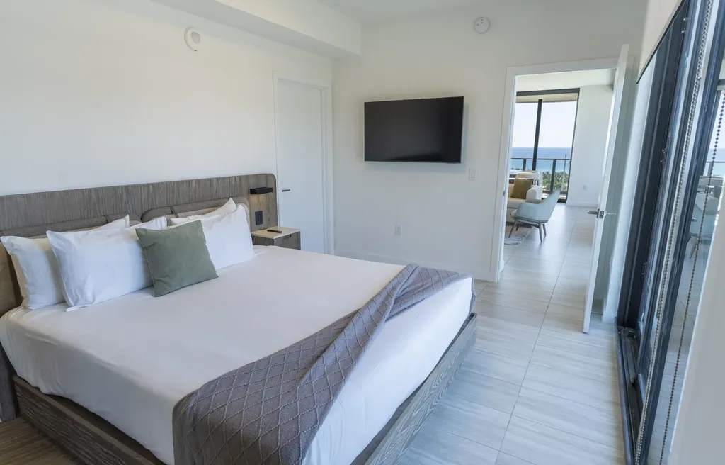580 72nd Street Miami Beach FL 33141