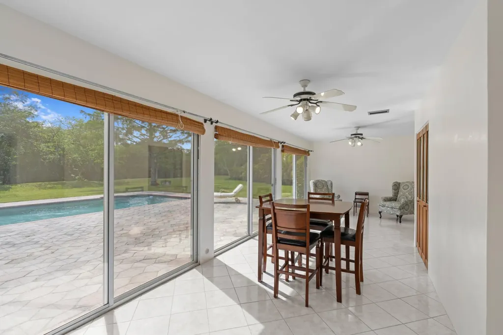 9601 NW 36th Manor Coral Springs FL 33065