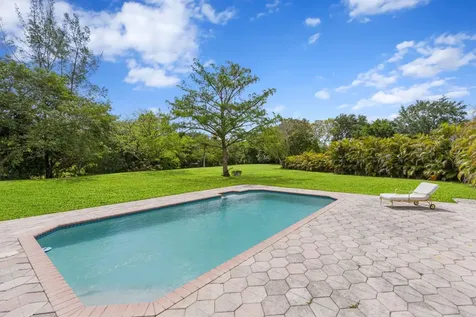 9601 NW 36th Manor Coral Springs FL 33065