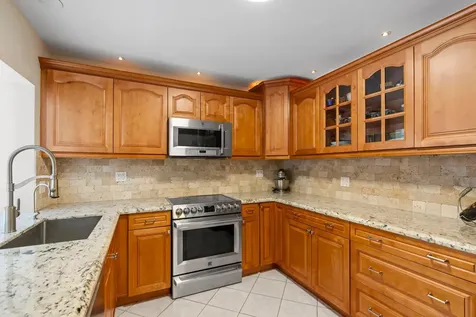 9601 NW 36th Manor Coral Springs FL 33065