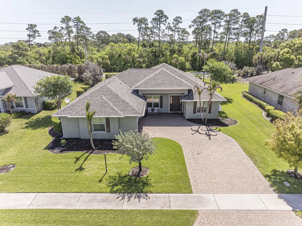 922 Yearling Trail Sebastian FL 32958