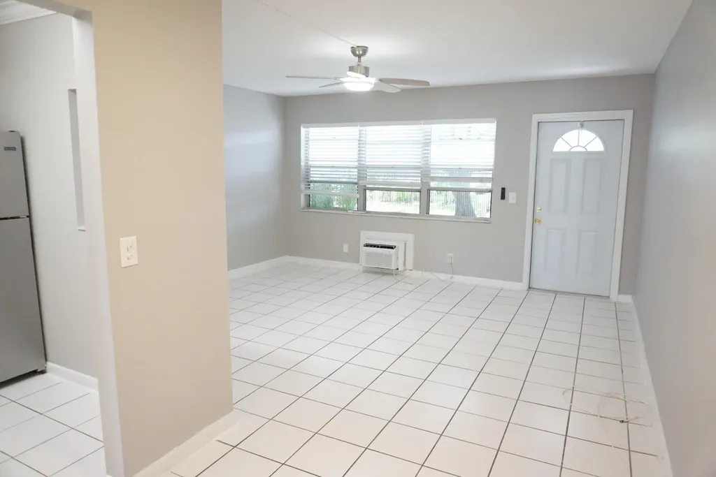 294 Chatham O West Palm Beach FL 33417