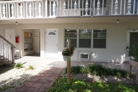 294 Chatham O West Palm Beach FL 33417